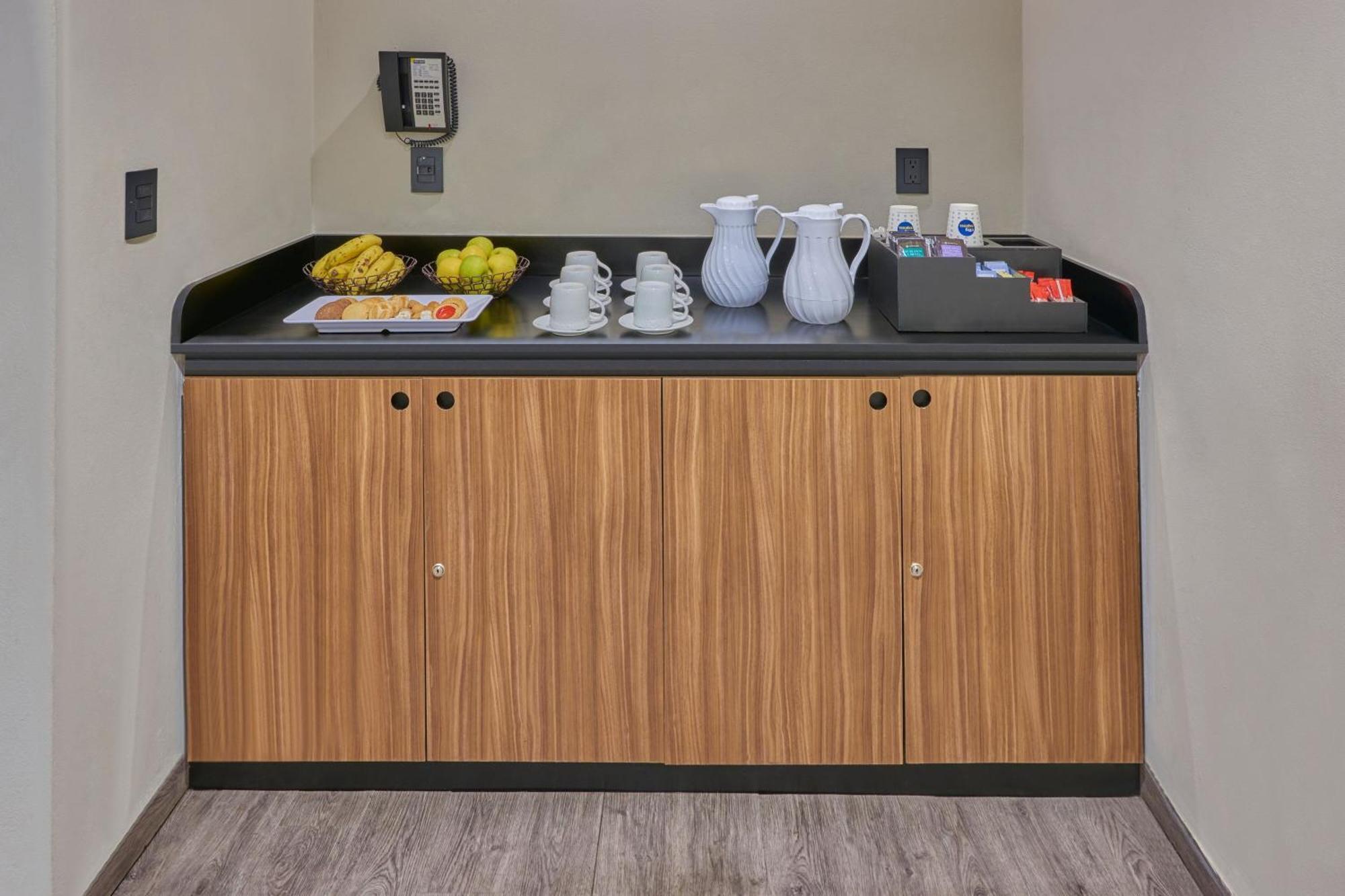 City Express By Marriott San Luis Potosi Zona Universitaria Екстер'єр фото