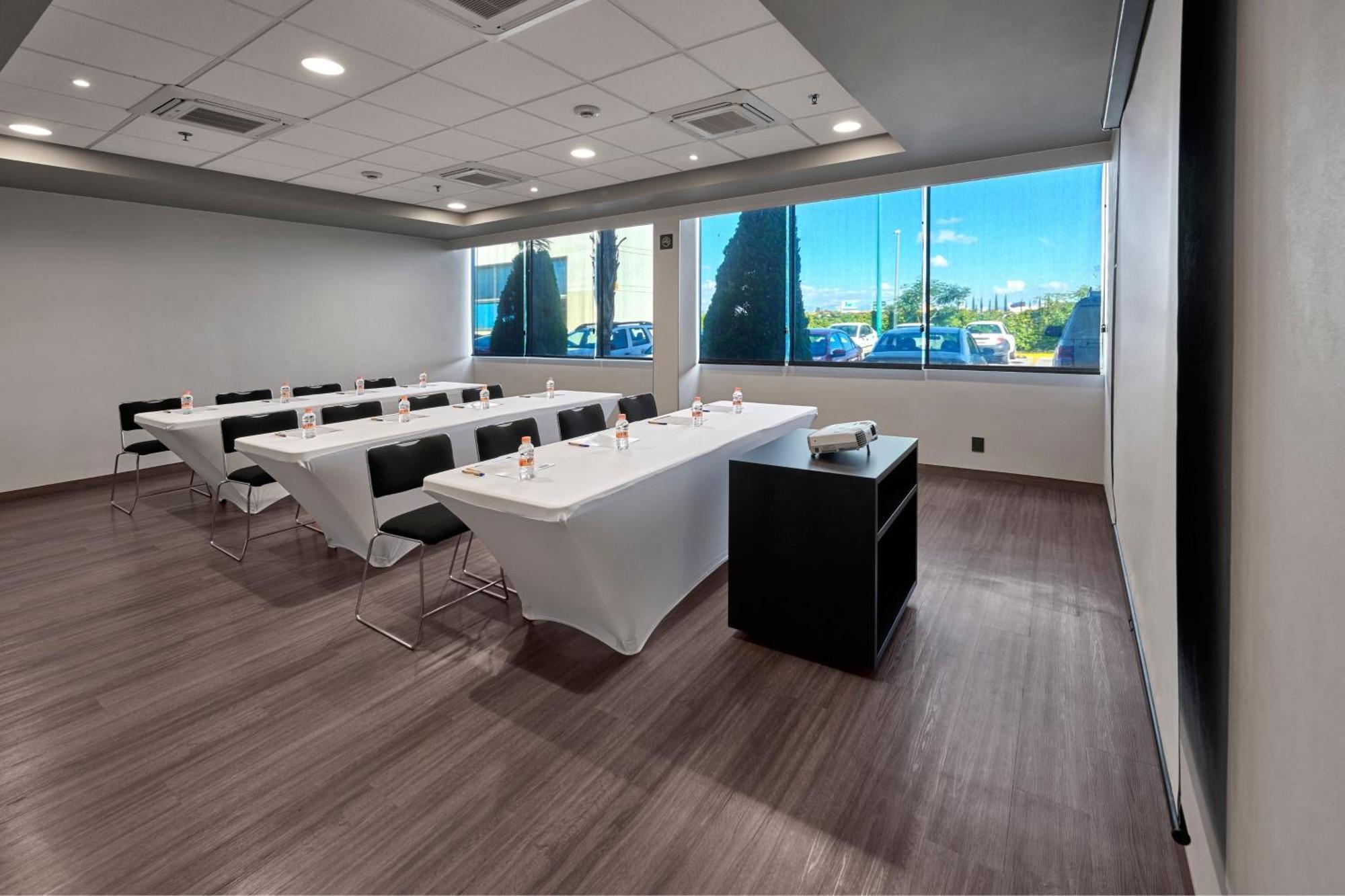 City Express By Marriott San Luis Potosi Zona Universitaria Екстер'єр фото